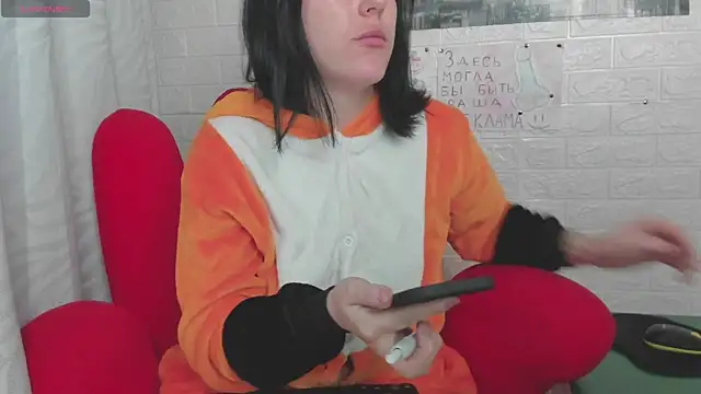 adell berry online show from November 2, 2025, 1:32 am