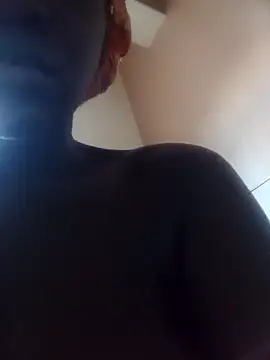 Snapshot of BriannaVincent chatting on October 13, 2025, 4:14 am BriannaVincent online show from October 13, 2025, 4:14 am