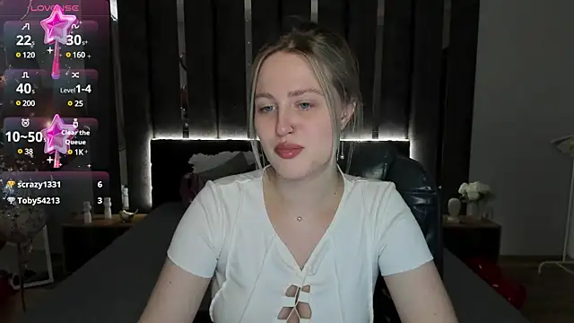  Sarah Soul  online show from February 20, 2025, 6:50 am