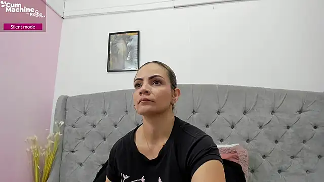 Valesskahall online show from October 20, 2025, 12:06 pm