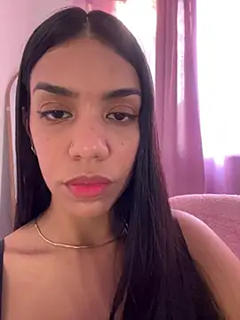 -Naomyy- online show from January 25, 2025, 9:14 pm