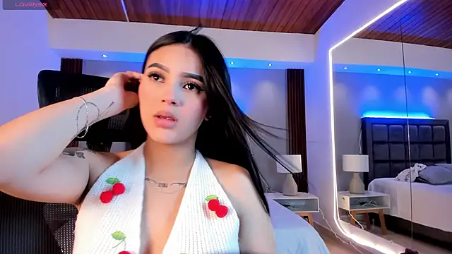 Tifanny Jhoson online show from September 17, 2025, 10:23 pm