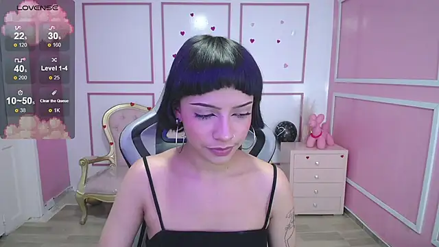 Snapshot of kathina_t chatting on January 25, 2025, 10:18 pm kathina t online show from January 25, 2025, 10:18 pm