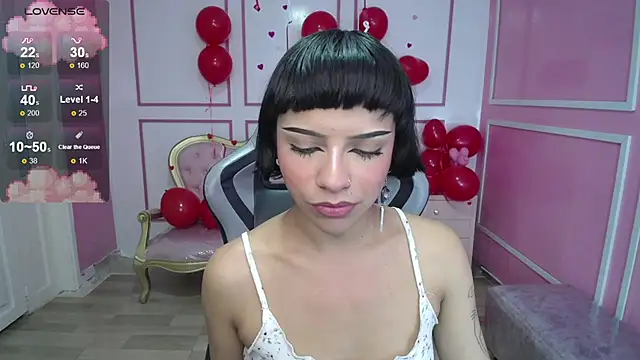 Snapshot of kathina_t chatting on February 19, 2025, 10:31 pm kathina t online show from February 19, 2025, 10:31 pm
