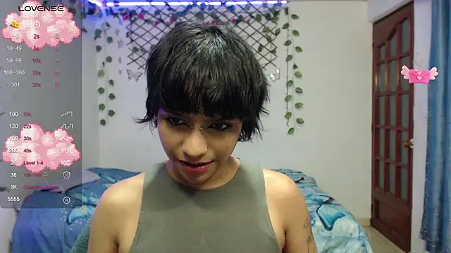Snapshot of kathina_t chatting on October 4, 2025, 11:17 pm kathina t online show from October 4, 2025, 11:17 pm