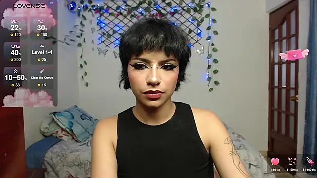 Snapshot of kathina_t chatting on September 22, 2025, 8:15 pm kathina t online show from September 22, 2025, 8:15 pm