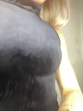 Snapshot of loira_messi chatting on March 22, 2026, 4:05 am loira messi online show from March 22, 2026, 4:05 am