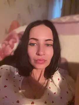 Snapshot of Starry_Siren chatting on May 5, 2026, 1:58 pm Starry Siren online show from May 5, 2026, 1:58 pm
