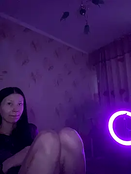 Snapshot of Starry_Siren chatting on October 23, 2025, 11:31 am Starry Siren online show from October 23, 2025, 11:31 am