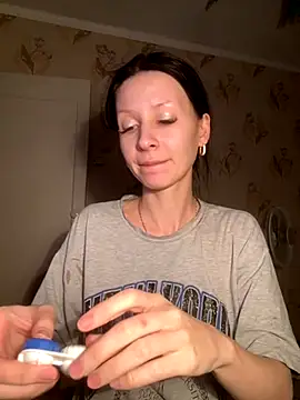 Snapshot of Starry_Siren chatting on November 22, 2025, 6:51 pm Starry Siren online show from November 22, 2025, 6:51 pm