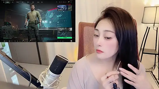 Daisy-77 online show from June 27, 2026, 1:39 pm