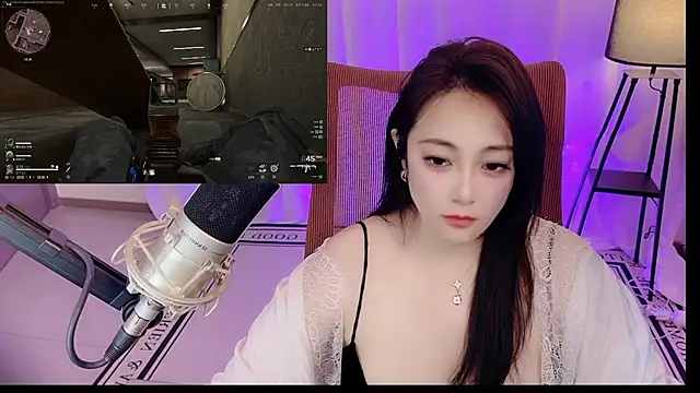 Daisy-77 online show from July 15, 2026, 2:13 pm