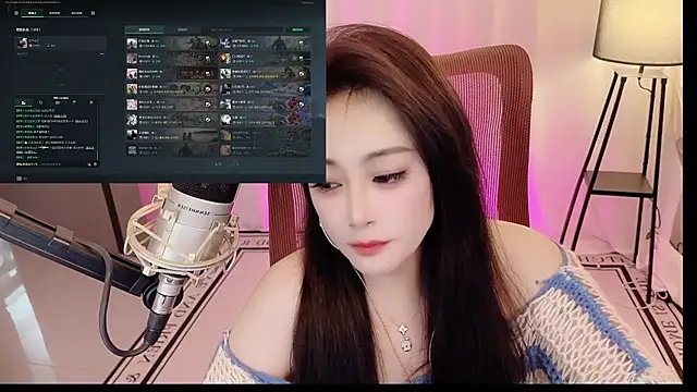 Daisy-77 online show from July 23, 2026, 2:03 pm