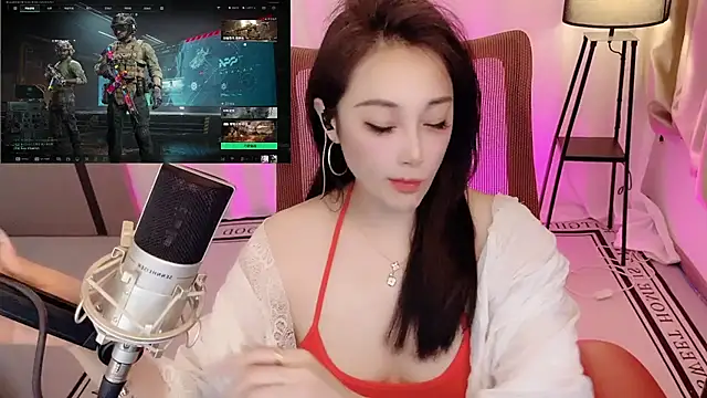 Daisy-77 online show from July 31, 2026, 1:43 pm