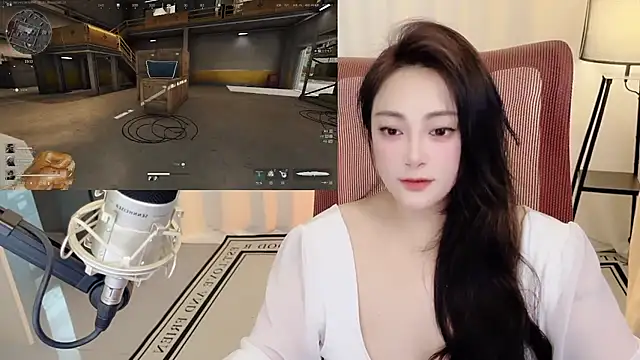 Daisy-77 online show from June 18, 2026, 1:16 pm