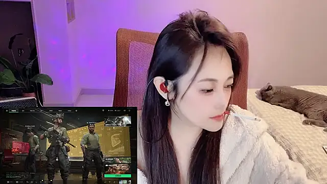 Snapshot of Daisy-77 chatting on March 7, 2026, 12:43 pm Daisy-77 online show from March 7, 2026, 12:43 pm