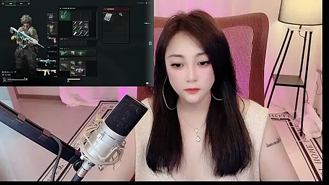 Daisy-77 online show from July 16, 2026, 1:52 pm