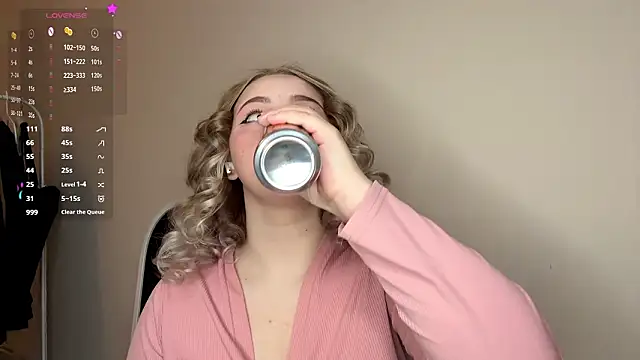 ZaraCreedon online show from March 4, 2026, 4:31 am