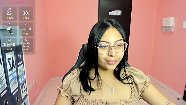 AlanaPetterson online show from January 15, 2025, 2:35 pm