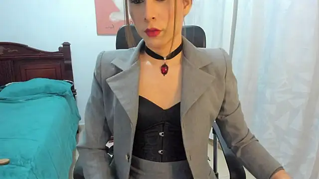 Snapshot of misstresbigcockts chatting on November 19, 2025, 10:10 pm misstresbigcockts online show from November 19, 2025, 10:10 pm