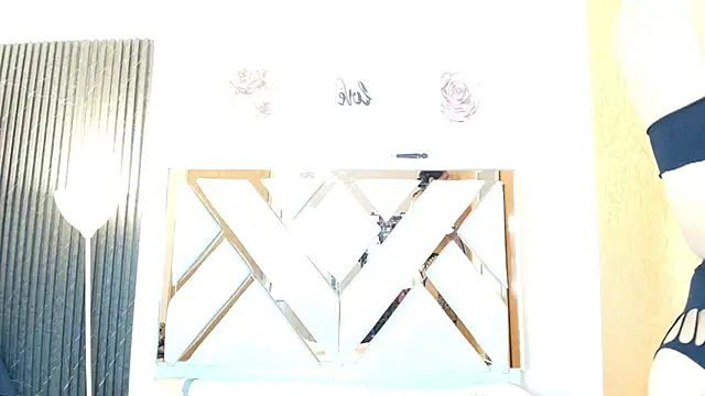 Alison Chan  online show from August 7, 2026, 8:59 pm