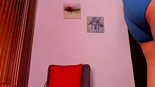 Snapshot of alondrabigtits chatting on February 23, 2026, 12:06 pm alondrabigtits online show from February 23, 2026, 12:06 pm