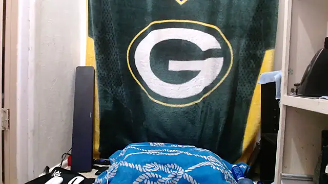 Snapshot of Apeezy14 chatting on January 10, 2025, 8:40 am Apeezy14 online show from January 10, 2025, 8:40 am