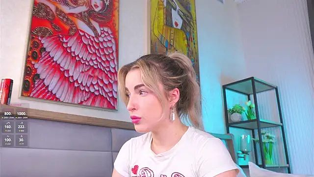 LiliBanger online show from June 18, 2026, 4:22 am