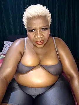 Snapshot of dirasweetlipsxx chatting on May 16, 2026, 7:02 pm dirasweetlipsxx online show from May 16, 2026, 7:02 pm