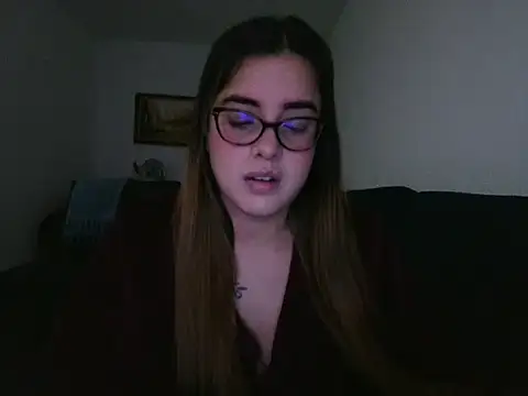 Snapshot of maliamiller chatting on May 14, 2026, 3:14 am maliamiller online show from May 14, 2026, 3:14 am