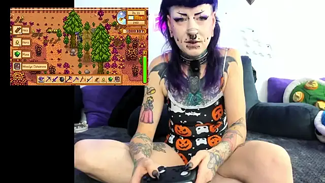Snapshot of Purple_Coffin666 chatting on July 26, 2026, 1:29 pm Purple Coffin666 online show from July 26, 2026, 1:29 pm