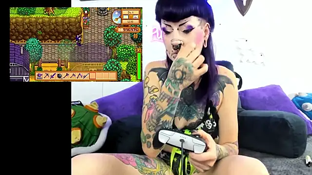 Snapshot of Purple_Coffin666 chatting on August 2, 2026, 12:58 pm Purple Coffin666 online show from August 2, 2026, 12:58 pm