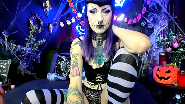 Snapshot of Purple_Coffin666 chatting on October 28, 2025, 10:58 am Purple Coffin666 online show from October 28, 2025, 10:58 am