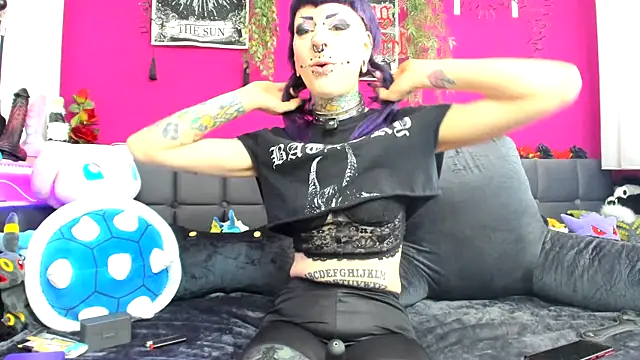 Snapshot of Purple_Coffin666 chatting on June 14, 2026, 11:55 am Purple Coffin666 online show from June 14, 2026, 11:55 am