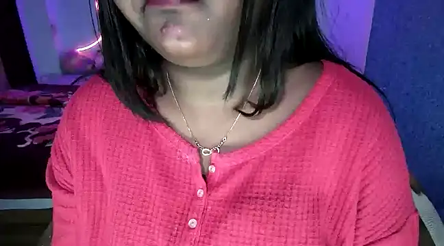 Snapshot of expression_queen chatting on December 14, 2024, 11:23 pm expression queen online show from December 14, 2024, 11:23 pm