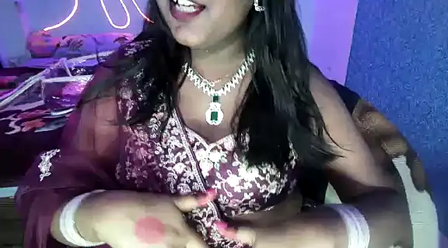 Snapshot of expression_queen chatting on December 11, 2024, 5:48 pm expression queen online show from December 11, 2024, 5:48 pm