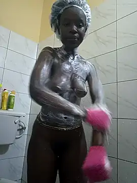 Snapshot of Juicylittle_slute chatting on October 17, 2025, 6:50 am Juicylittle slute online show from October 17, 2025, 6:50 am