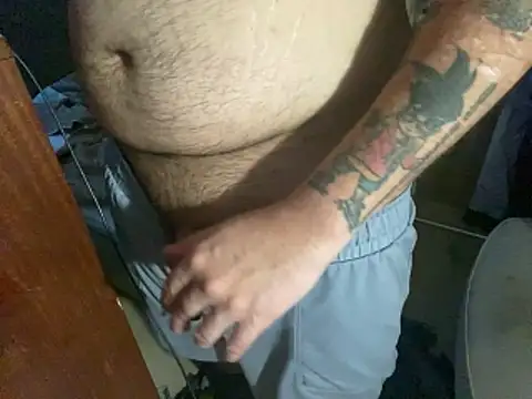 Snapshot of KeptupHack chatting on December 22, 2025, 1:44 pm KeptupHack online show from December 22, 2025, 1:44 pm