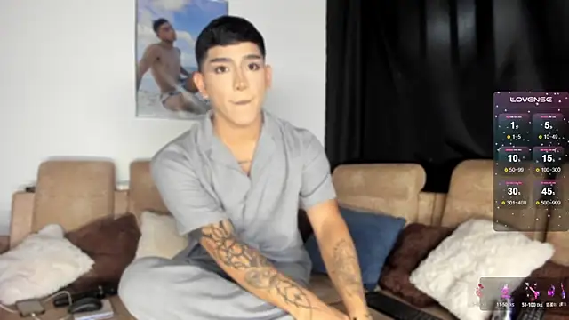 Snapshot of babydragun chatting on October 7, 2025, 12:11 am babydragun online show from October 7, 2025, 12:11 am