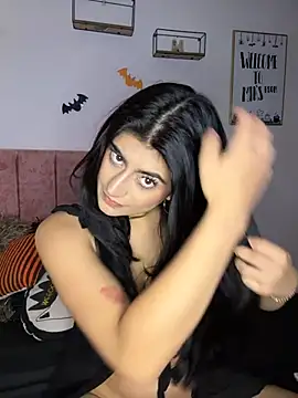 Snapshot of miakhalifaaa_ chatting on October 20, 2025, 8:53 pm miakhalifaaa online show from October 20, 2025, 8:53 pm