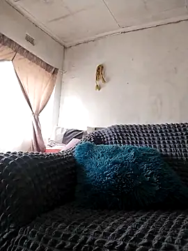 Snapshot of hotyoung24 chatting on February 12, 2025, 6:29 am hotyoung24 online show from February 12, 2025, 6:29 am