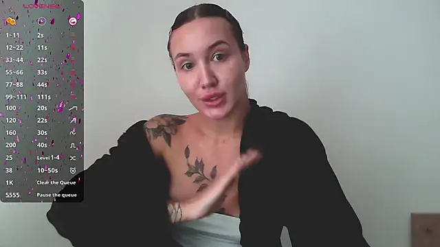 Stasia Queen online show from December 2, 2024, 9:52 am