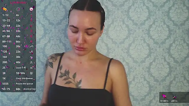 Stasia Queen online show from February 5, 2025, 8:00 am