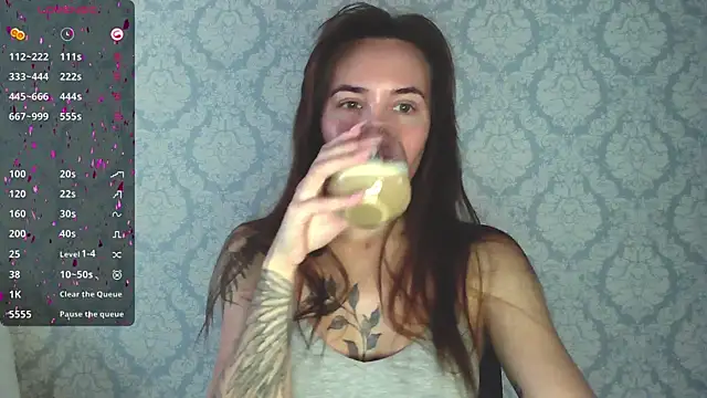 Stasia Queen online show from January 16, 2025, 8:22 am