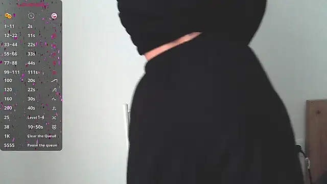 Stasia Queen online show from December 5, 2024, 9:22 am