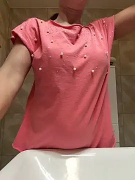 jennifer11772 online show from March 14, 2026, 8:48 pm