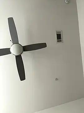 Snapshot of jadeskyxo chatting on October 22, 2025, 4:06 pm jadeskyxo online show from October 22, 2025, 4:06 pm