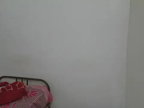 Snapshot of hot_dark_chocolate08 chatting on November 28, 2025, 4:23 am hot dark chocolate08 online show from November 28, 2025, 4:23 am