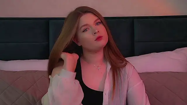 CrystalLyons online show from February 23, 2026, 6:19 pm