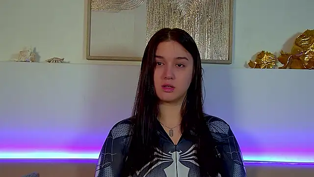 Snapshot of ChristinaMilton chatting on December 1, 2025, 6:31 pm ChristinaMilton online show from December 1, 2025, 6:31 pm